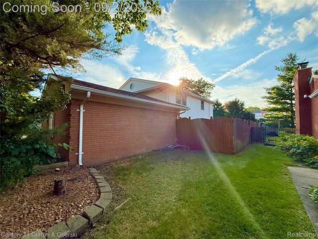 4580 Parkside Boulevard, Allen Park, MI 48101
