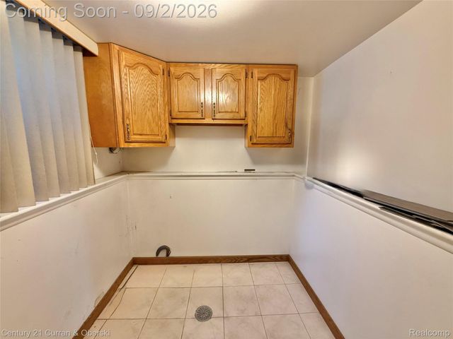 4580 Parkside Boulevard, Allen Park, MI 48101