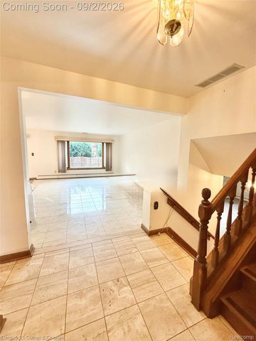 4580 Parkside Boulevard, Allen Park, MI 48101