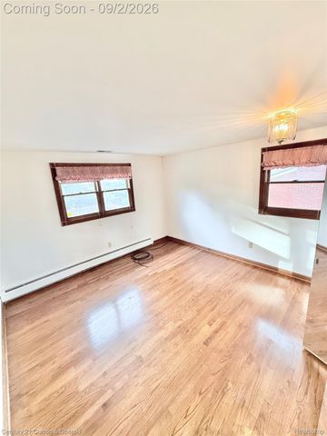 4580 Parkside Boulevard, Allen Park, MI 48101