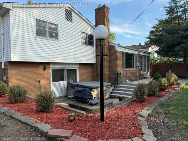 4580 Parkside Boulevard, Allen Park, MI 48101