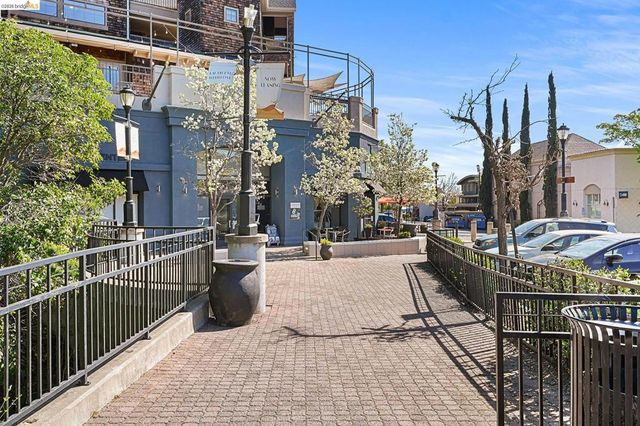 1000 Dewing Ave 409, Lafayette, CA 94549