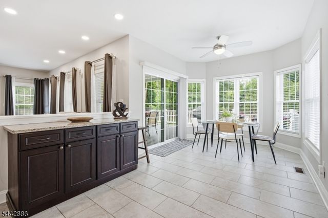 284 Shelburne Pl, Hillsborough Twp., NJ 08844