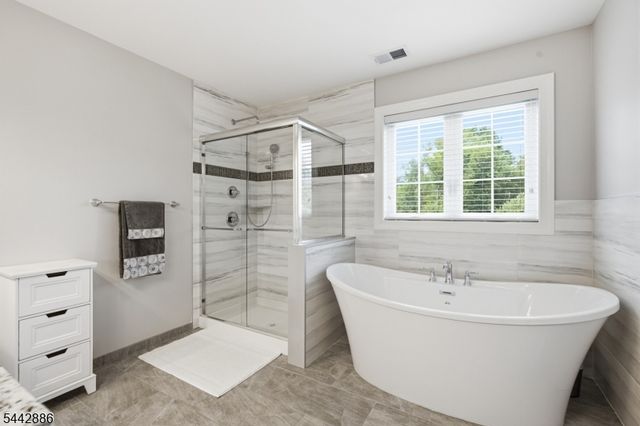 284 Shelburne Pl, Hillsborough Twp., NJ 08844