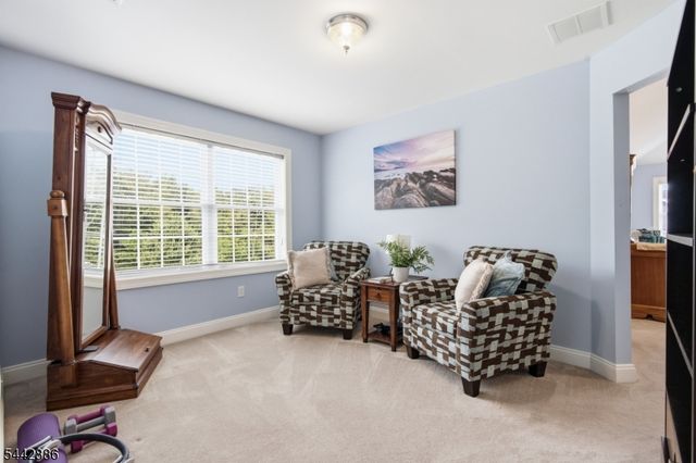 284 Shelburne Pl, Hillsborough Twp., NJ 08844