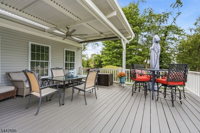 284 Shelburne Pl, Hillsborough Twp., NJ 08844