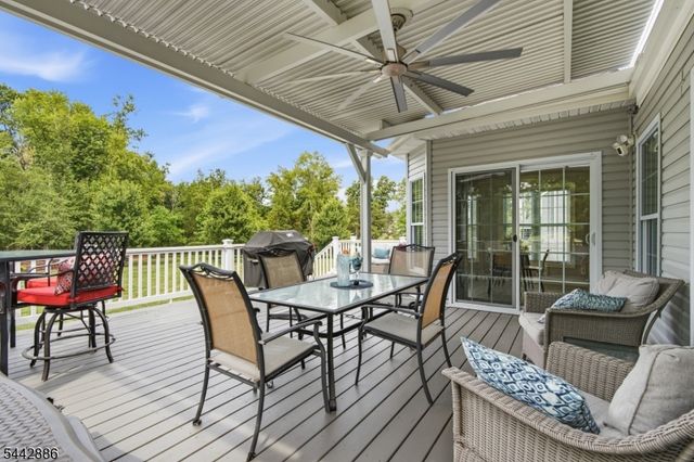 284 Shelburne Pl, Hillsborough Twp., NJ 08844