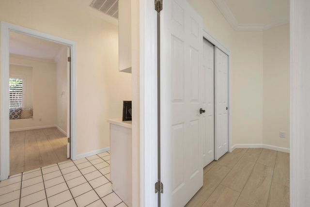 3349 Willowbrook Dr, Stockton, CA 95219