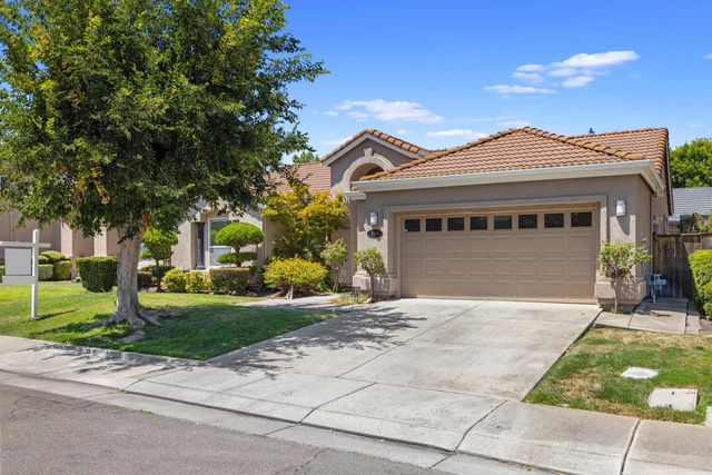 3349 Willowbrook Dr, Stockton, CA 95219
