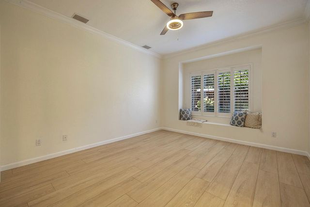 3349 Willowbrook Dr, Stockton, CA 95219