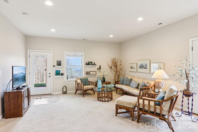 14 Chandra Lane, Clyde, NC 28721