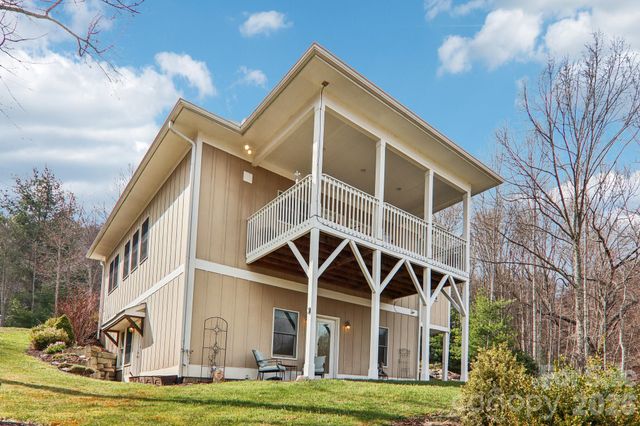 14 Chandra Lane, Clyde, NC 28721