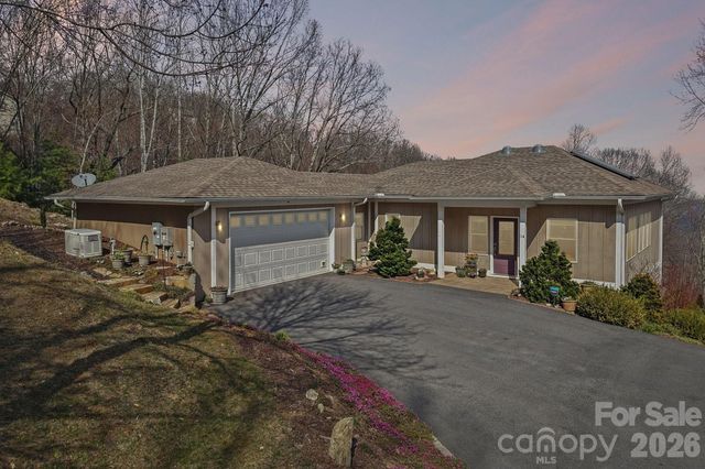 14 Chandra Lane, Clyde, NC 28721