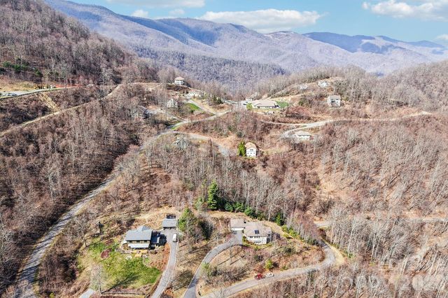 14 Chandra Lane, Clyde, NC 28721