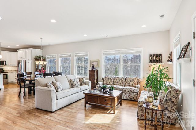 14 Chandra Lane, Clyde, NC 28721