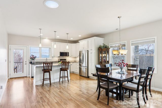 14 Chandra Lane, Clyde, NC 28721