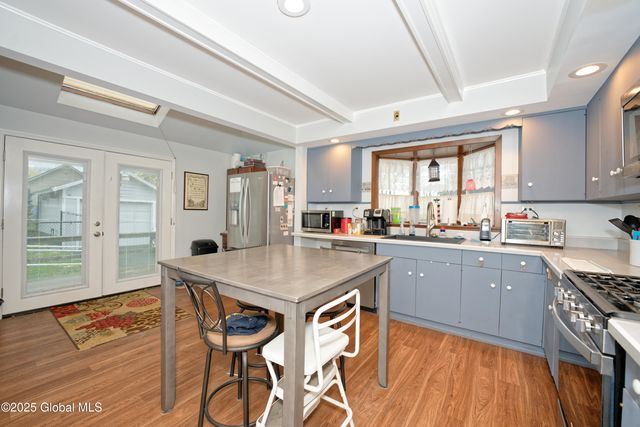 1146 Keyes Avenue, Schenectady, NY 12309