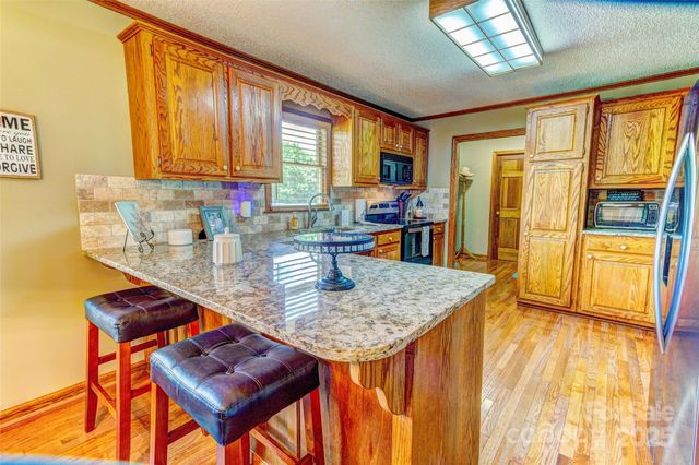 404 Baxter Road, Cherryville, NC 28021