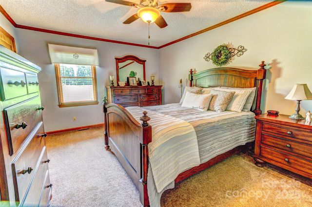 404 Baxter Road, Cherryville, NC 28021
