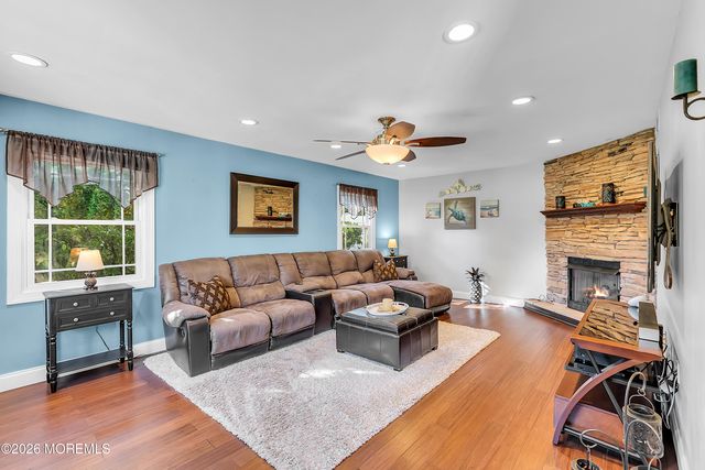19 Ambler Lane, Aberdeen, NJ 07747