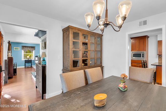 19 Ambler Lane, Aberdeen, NJ 07747