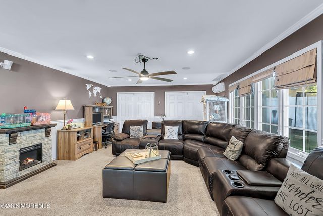 19 Ambler Lane, Aberdeen, NJ 07747