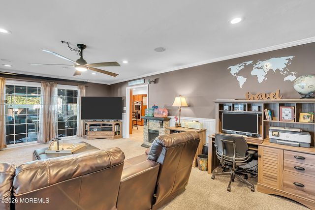 19 Ambler Lane, Aberdeen, NJ 07747