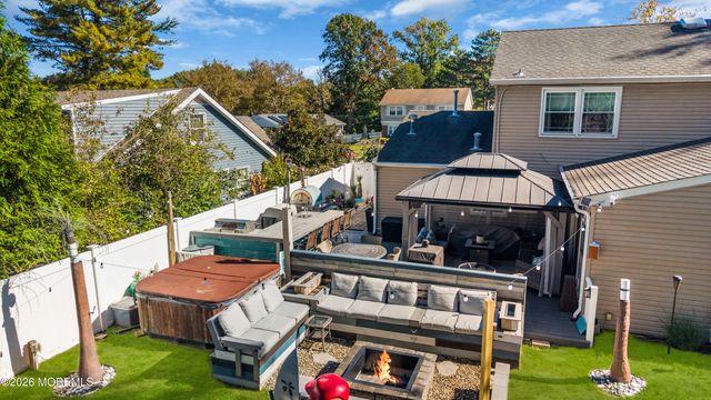 19 Ambler Lane, Aberdeen, NJ 07747