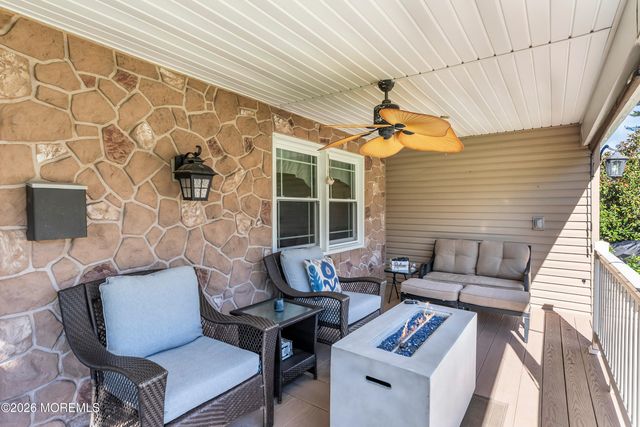 19 Ambler Lane, Aberdeen, NJ 07747