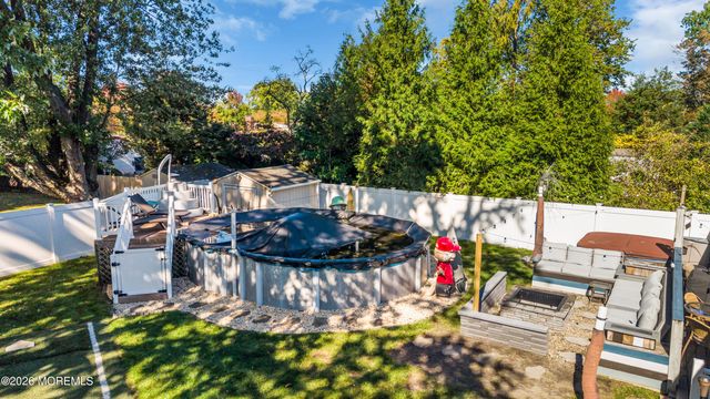 19 Ambler Lane, Aberdeen, NJ 07747