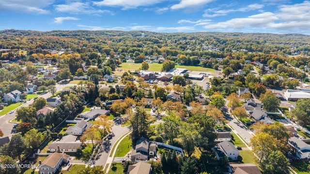 19 Ambler Lane, Aberdeen, NJ 07747