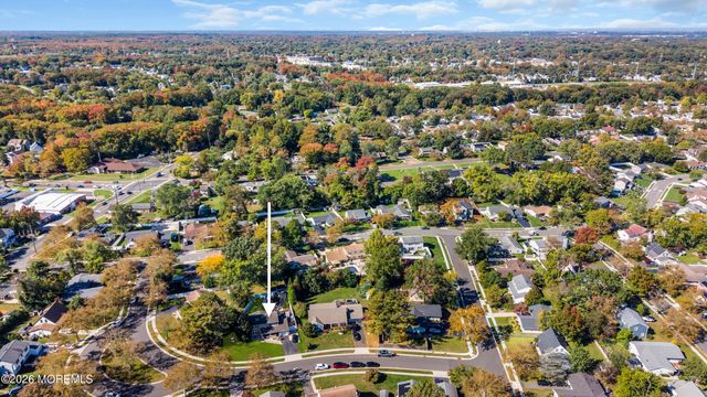 19 Ambler Lane, Aberdeen, NJ 07747