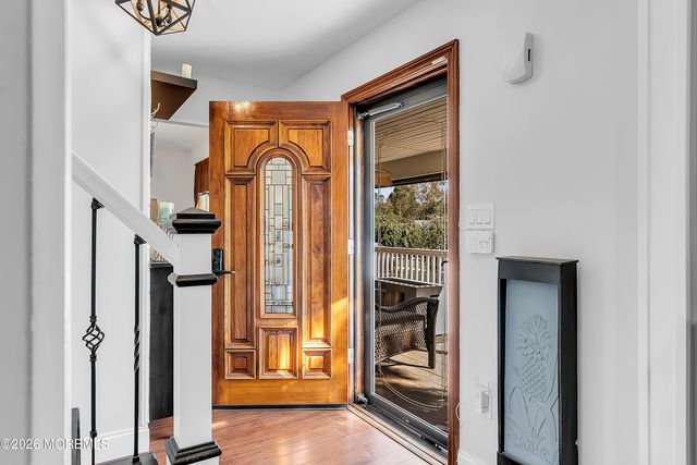 19 Ambler Lane, Aberdeen, NJ 07747
