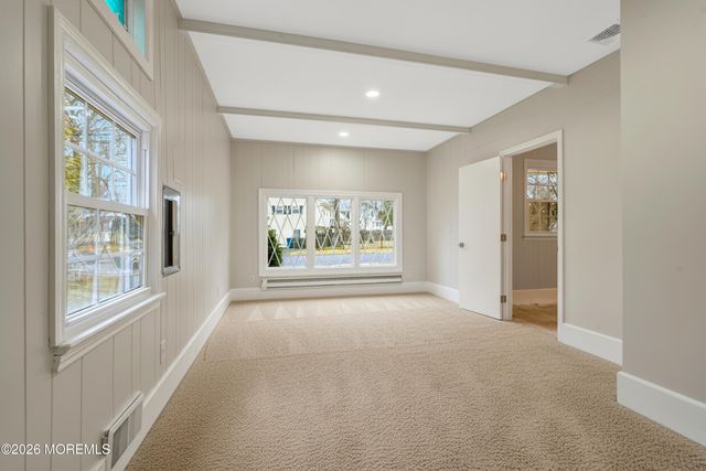 429 Lake Avenue, Oakhurst, NJ 07755