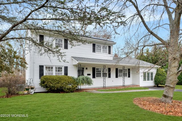 429 Lake Avenue, Oakhurst, NJ 07755