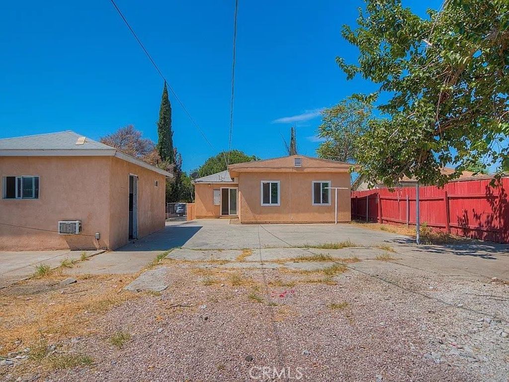 8536 Cayuga Avenue, Sun Valley, CA 91352 — photo 4