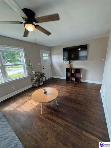 415 Village Drive, Elizabethtown, KY 42701