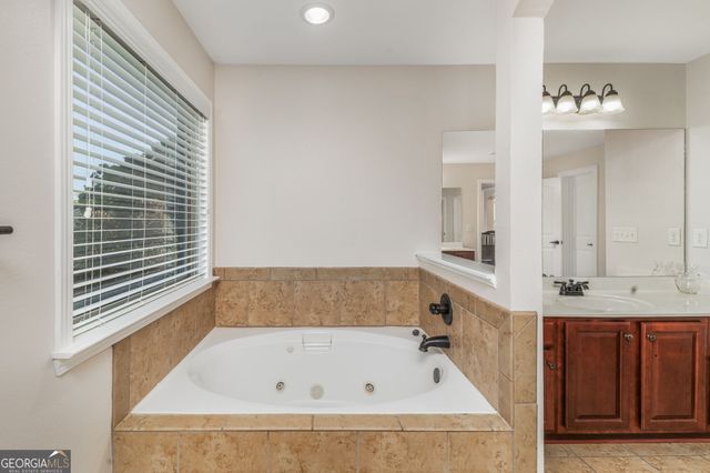 102 Black Hawke Lane, Kathleen, GA 31047