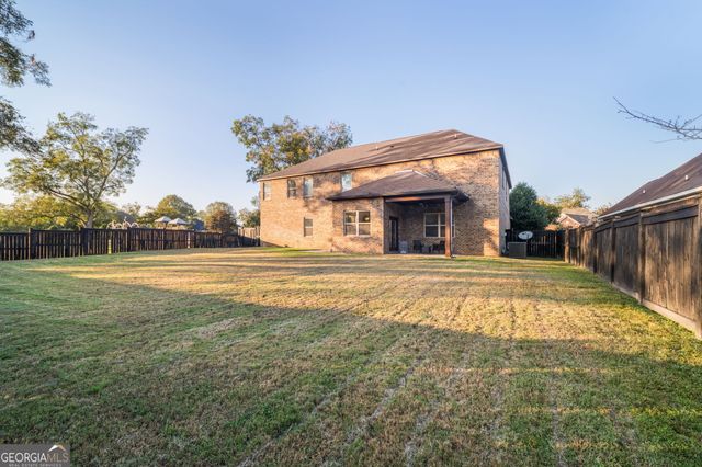 102 Black Hawke Lane, Kathleen, GA 31047