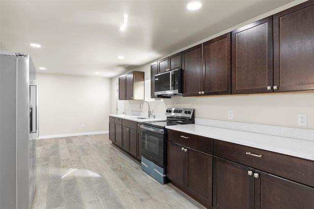 502 W Pueblo Street, Espanola, NM 87532