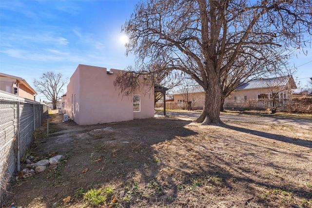 502 W Pueblo Street, Espanola, NM 87532