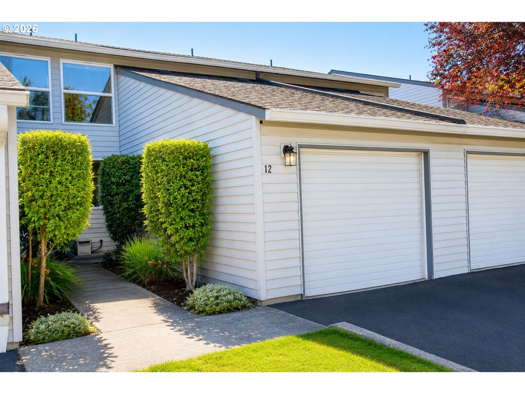5301 PLOMONDON St 12, Vancouver, WA 98661