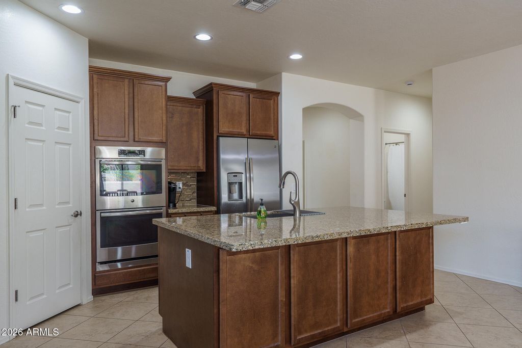 27005 N 81ST Avenue, Peoria, AZ 85383 — photo 4