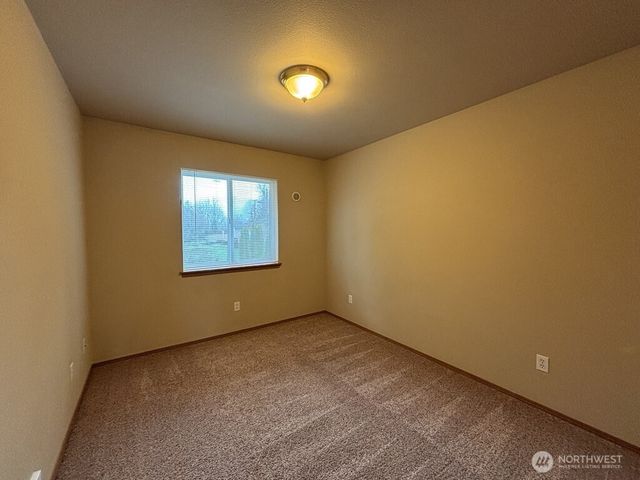 512 N 4th Avenue SW, Tumwater, WA 98512