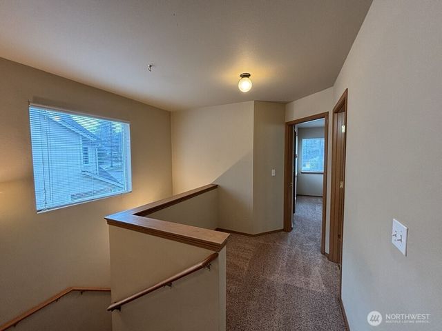 512 N 4th Avenue SW, Tumwater, WA 98512