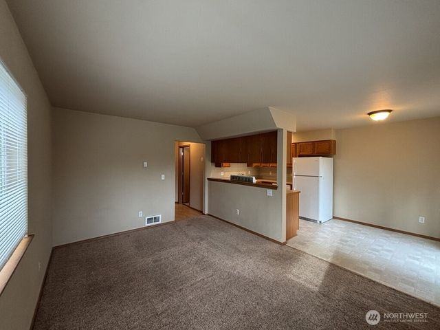 512 N 4th Avenue SW, Tumwater, WA 98512