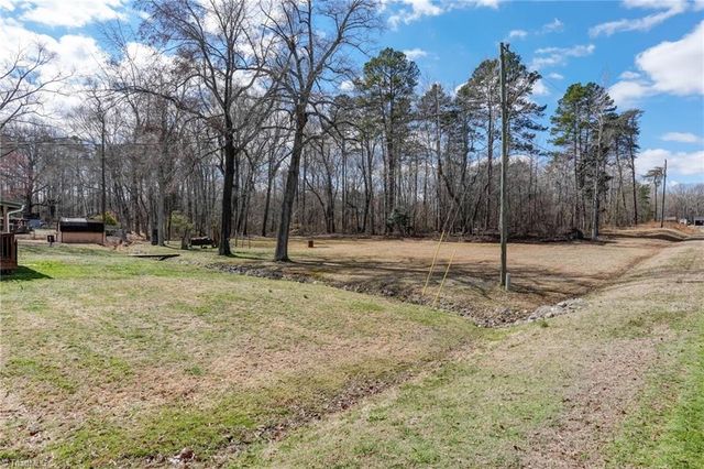 7002 Cruthis Road, High Point, NC 27263