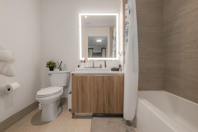 2960 NE 207th Street 708, Aventura, FL 33180