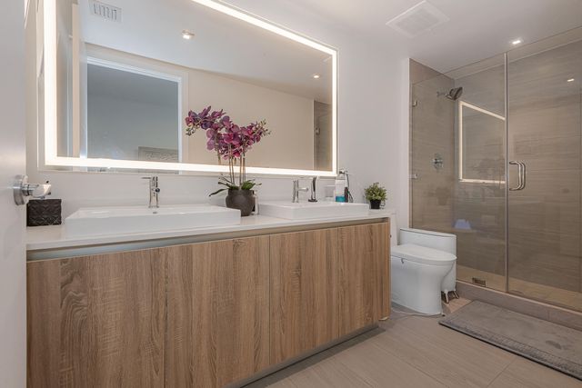 2960 NE 207th Street 708, Aventura, FL 33180