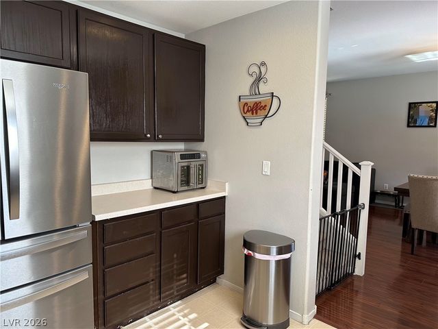 5421 Nickel Creek Trail, Las Vegas, NV 89122